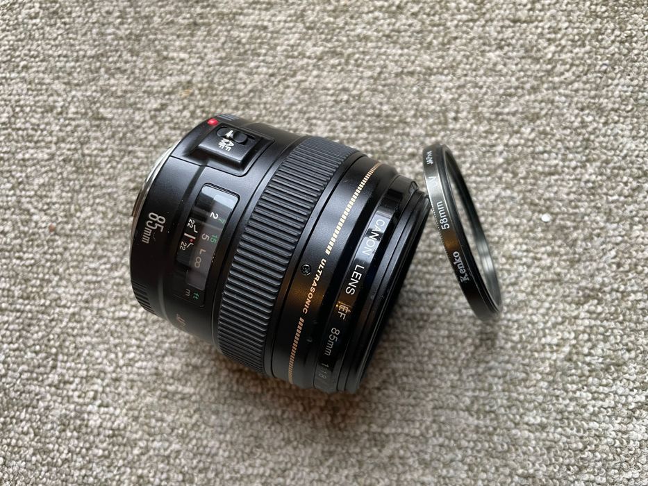 Обектив Canon EF 85mm f 1.8, Канон и UV филтър Kenko