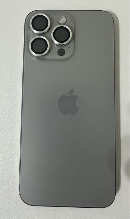 Продам айфон 15 pro max 512 gb