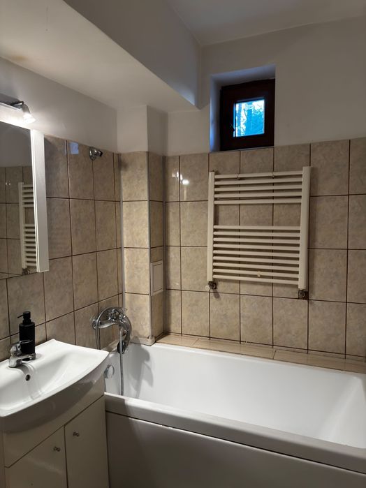 Apartamentul de închiriat ALEEA PATRIEI