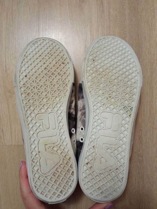 Оригинални дамски/unisex маратонки Puma, Fila и Asics, много запазени!