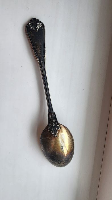 Серебро крупнные ложки 800 проба.