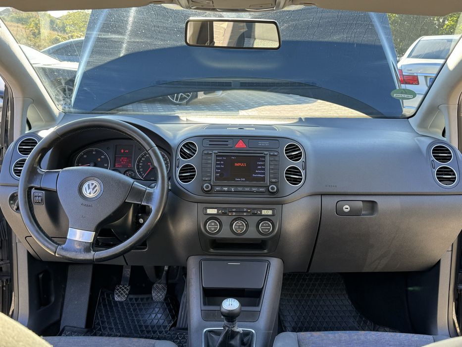 Vw Golf 5 plus 1.9 Tdi 105 cp BLS Euro 4 Manual 5 trepte   Adus din Germania