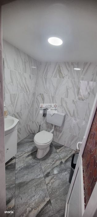 Spațiu comercial stradal – 65 mp, vizibilitate excelentă, zonă intens