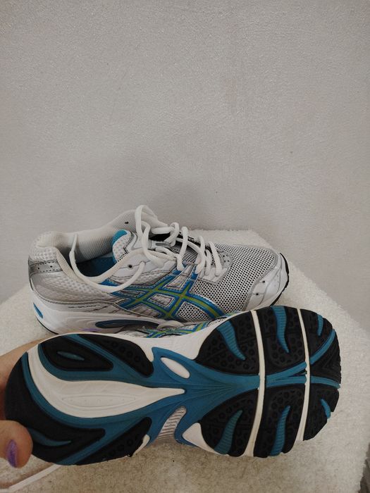 Adidași pentru copii Asics Kids Gel ,nr 37,5