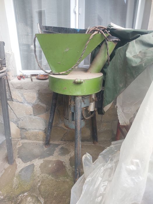 Фуражомелка 2.2kW монофазна