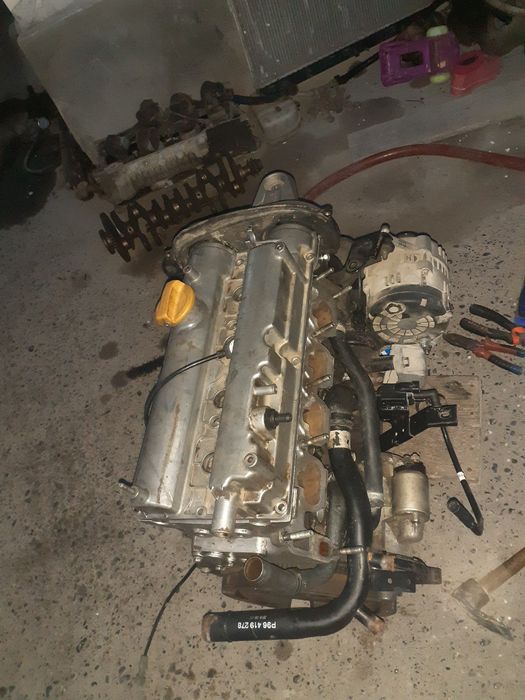 Ласетти 1.8 матор блок сотилади холати  вал  учи синган к