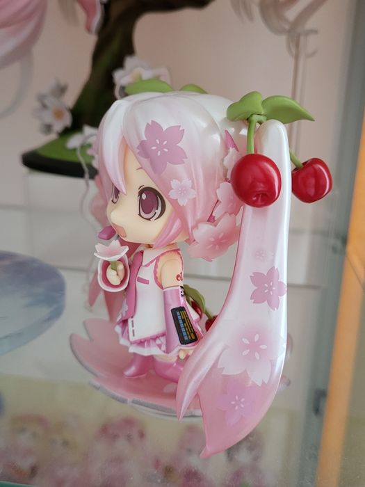 Аниме фигурка Nendoroid Sakura Miku
