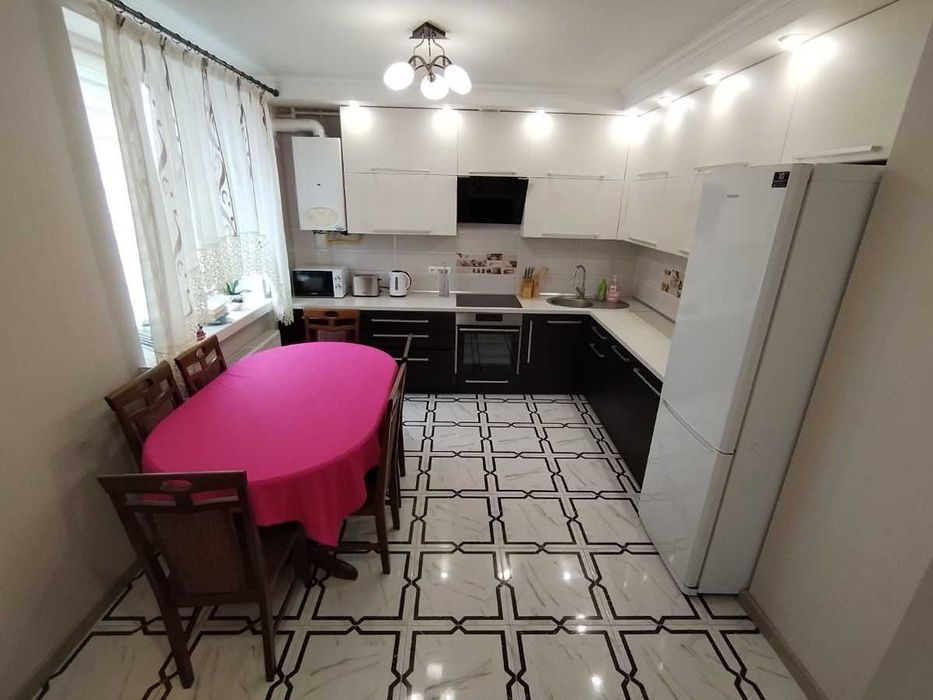 Дава се под наем Двустаен апартамент в София, Манастирски ливади - 65 кв.м за 398.82 € - Снимка #2