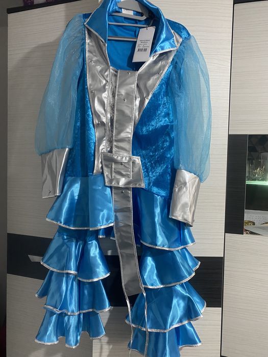 Costum deluxe ptr dama