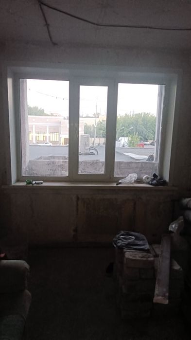 Продам пластиковое окно.