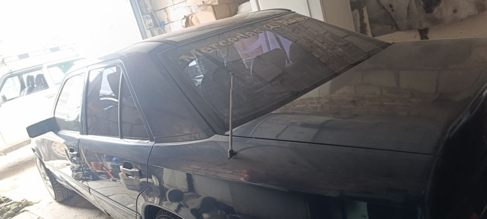 Срочно Продам авто. Мерседес бенз Е 230