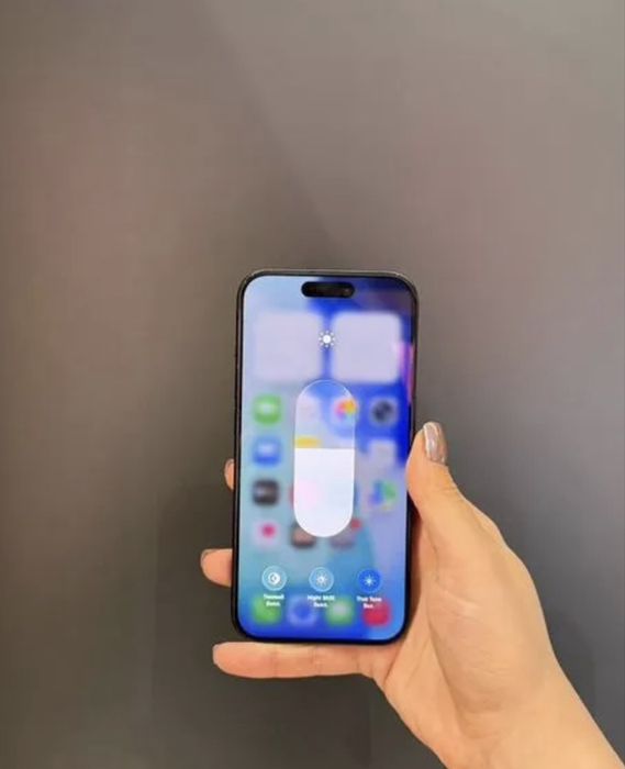 Айфон 15 pro на 256