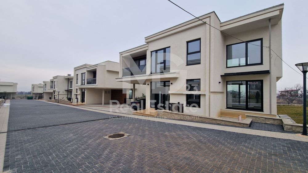 Продава се Къща в с. Марково, Област Пловдив - 326 кв.м за 1227 €/кв.м - Снимка #8