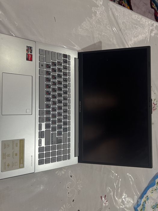 Ноутбук Asus vivobook