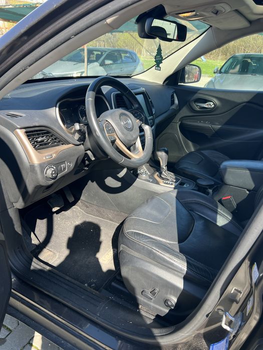 Jeep Cherokee 2.0 4x4 automat