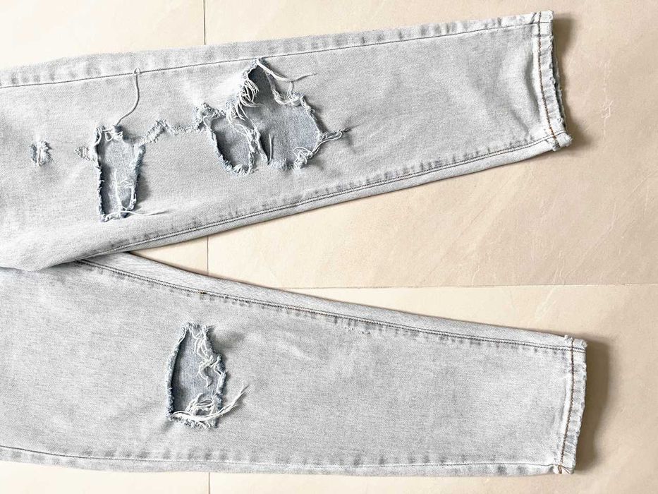 Светлосини накъсани дънки S/36