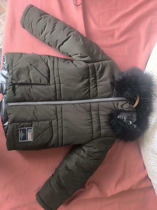 Продам детские вещи
