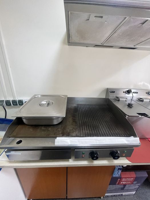 Vand/Schimb Rulota Food Truck