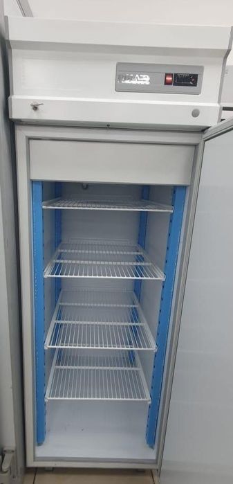 Продам морозильную камеру