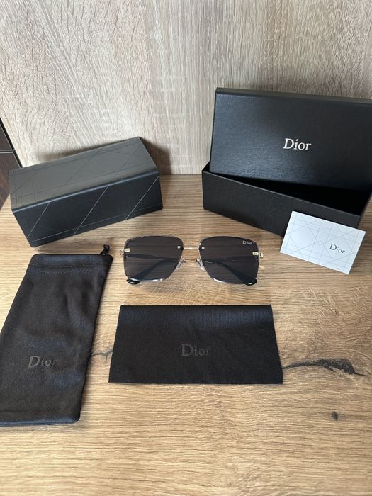 Ochelari de soare Dior, Noi!