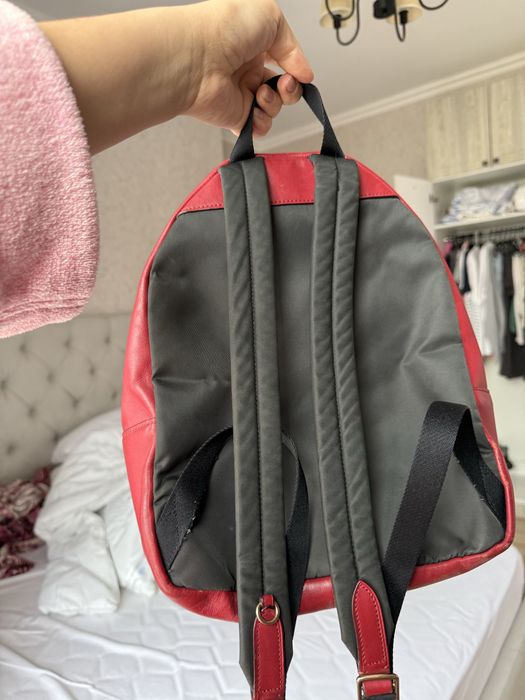 Продам Рюкзак Coach