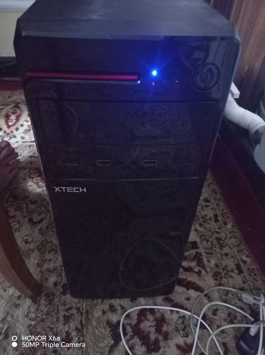 Pc sotiladi kamplekt arzonga