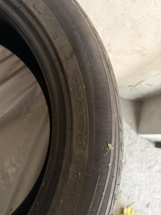 Резина новая 19 размер лето