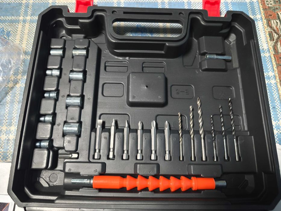 Trusa cu surubelnita electrica cu 2 acumulatori 48 V
