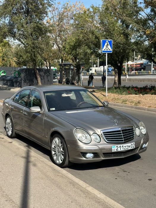 Продам Мерседес 211.
