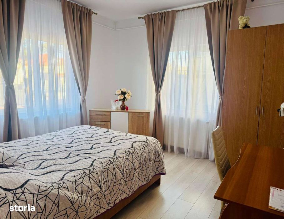 Direct proprietar–Casă 10camere|locuință+regim hotelier|20min de plajă
