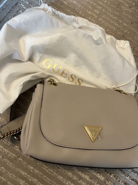 чанта guess нова