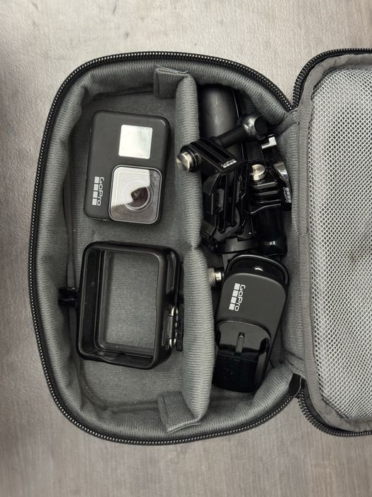 GoPro Hero 7 Black с набором