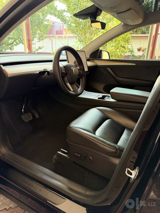 Срочно Продам Tesla Model Y 22/23 год
