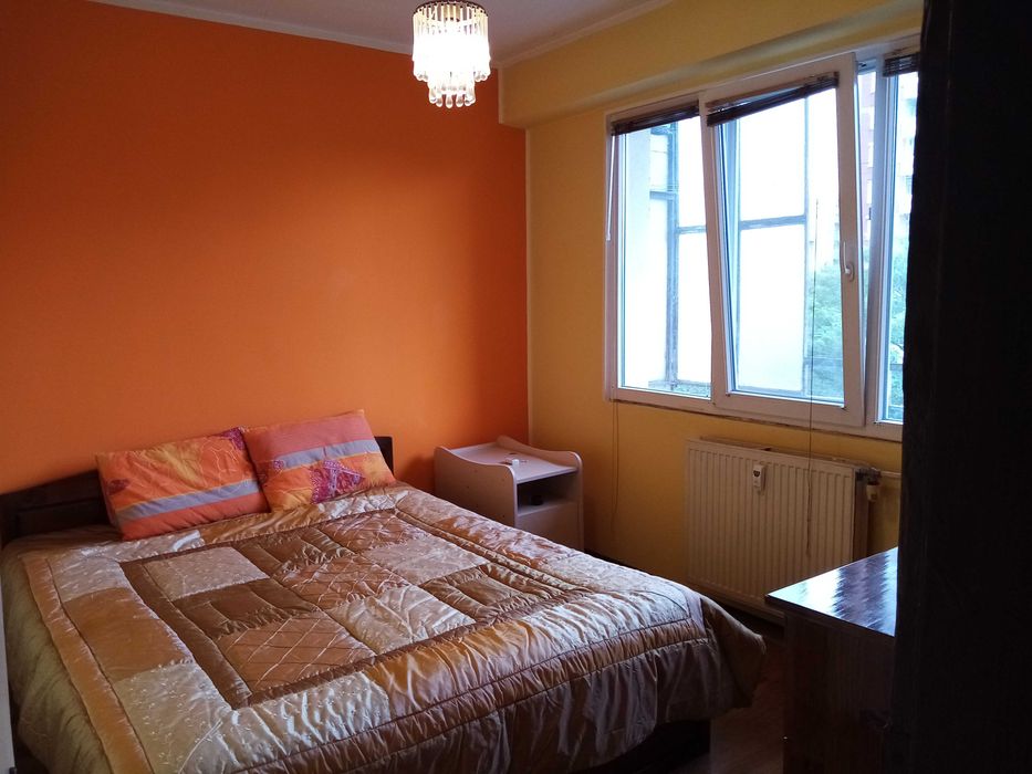 Продава се Тристаен апартамент в Пловдив, Гагарин - 65 кв.м за 1693 €/кв.м - Снимка #8