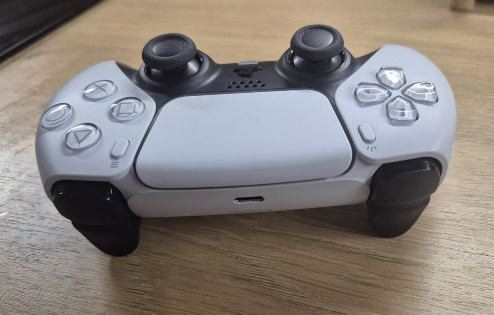 Playstation 5 digital edition- ПОЧТИ НОВ!