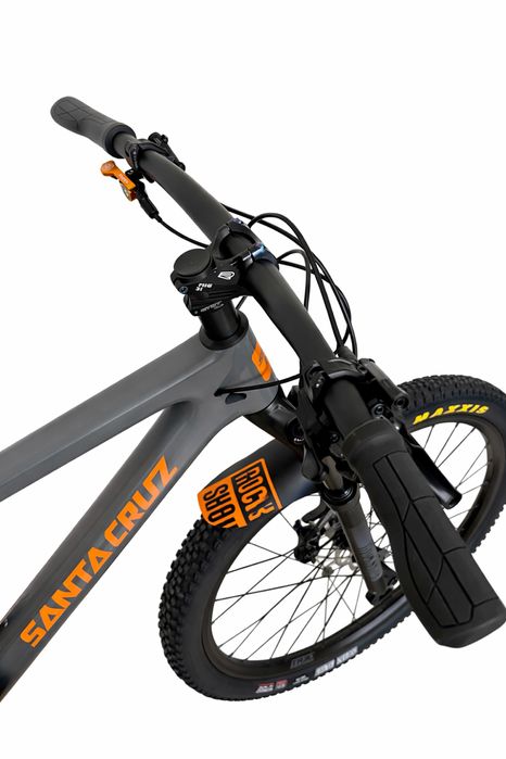 Карбоновый велосипед