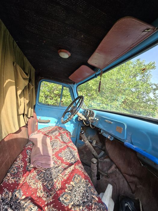 Gaz 53 1988yil 56milyon kami bor