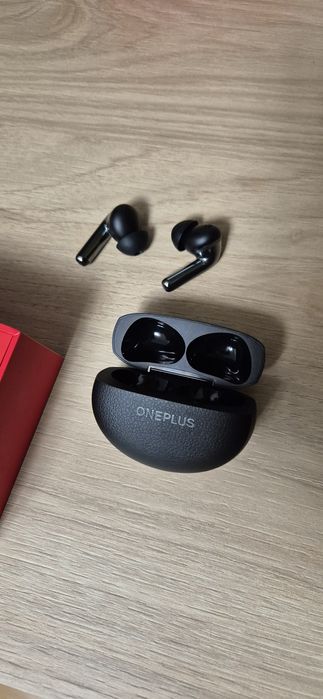 Căști OnePlus Buds Pro 3 – Stare impecabilă, accesorii sigilate (Full Box)