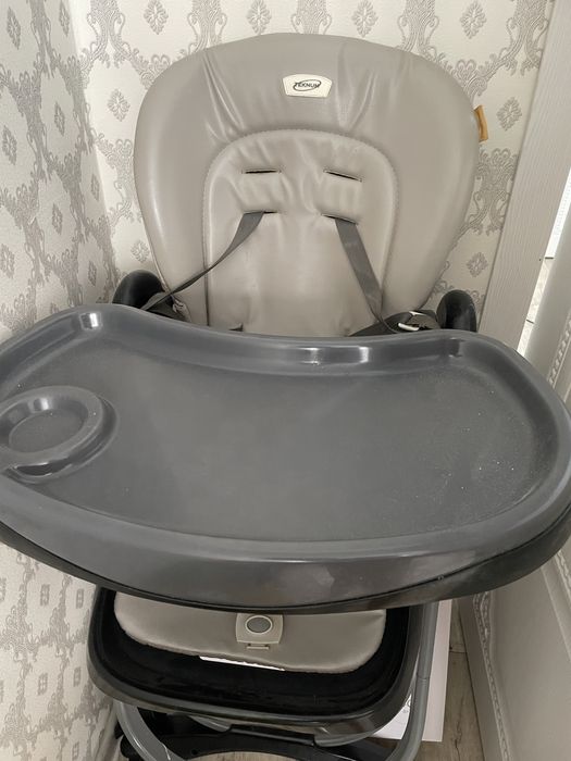 Столик для кормления