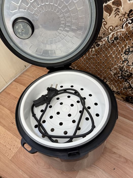 Продам мультиварку