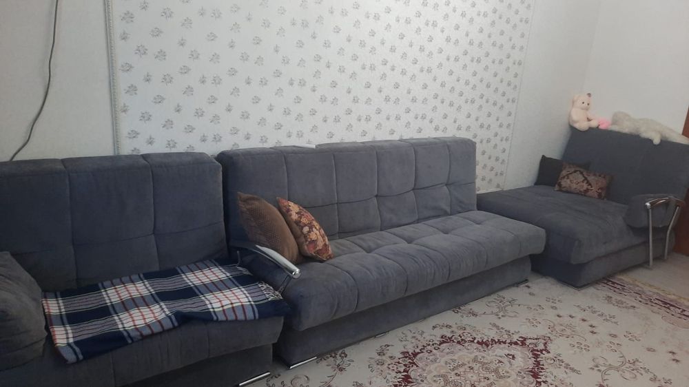 Мягкая мебель для зала