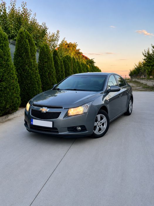 CHEVROLET Cruze
