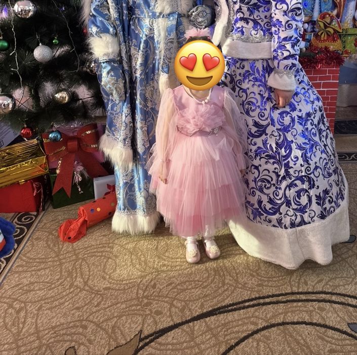 Продам платья одеты один раз