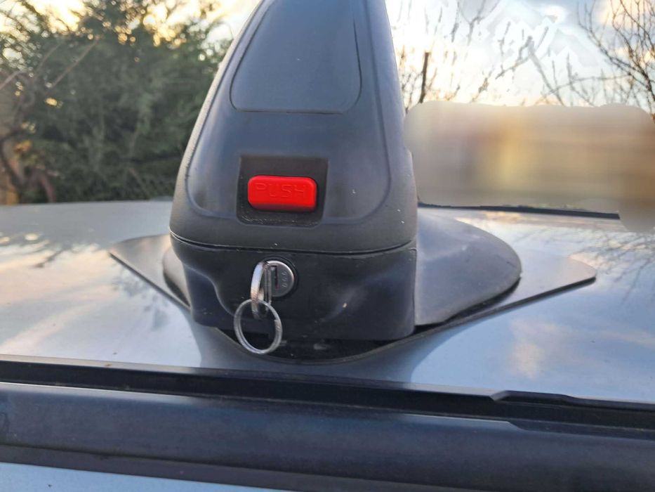 Магнитен багажник за сноуборт и ски