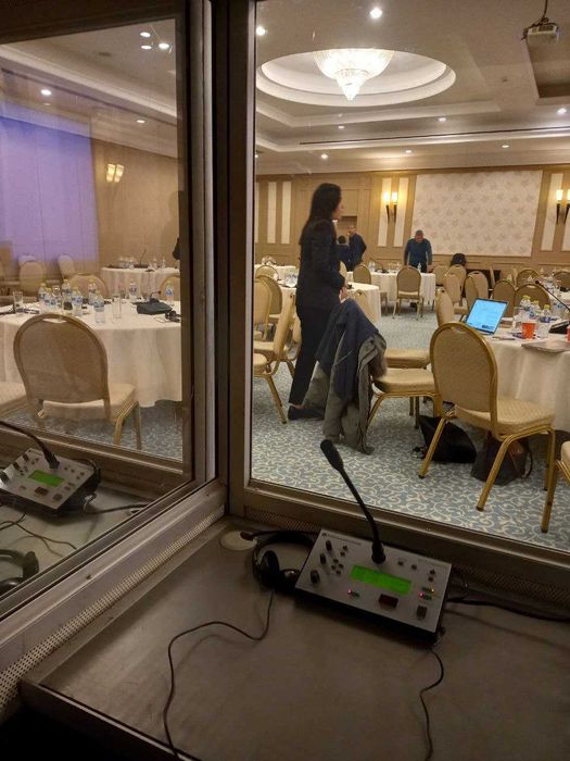 Команда синхронистов, конференции, оборудование.uz