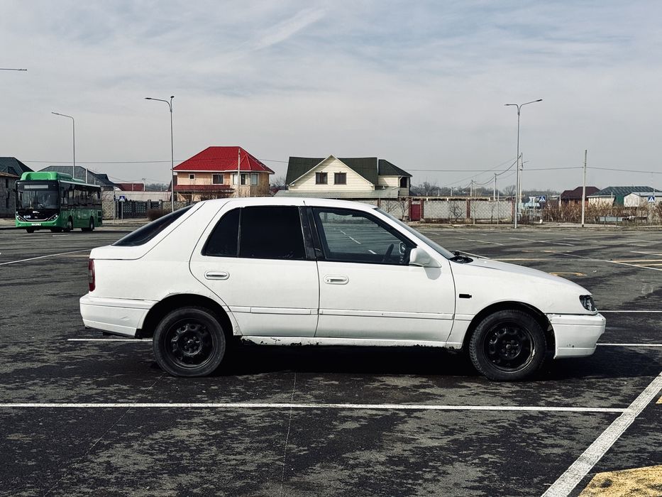 Nissan Sunny 1.6