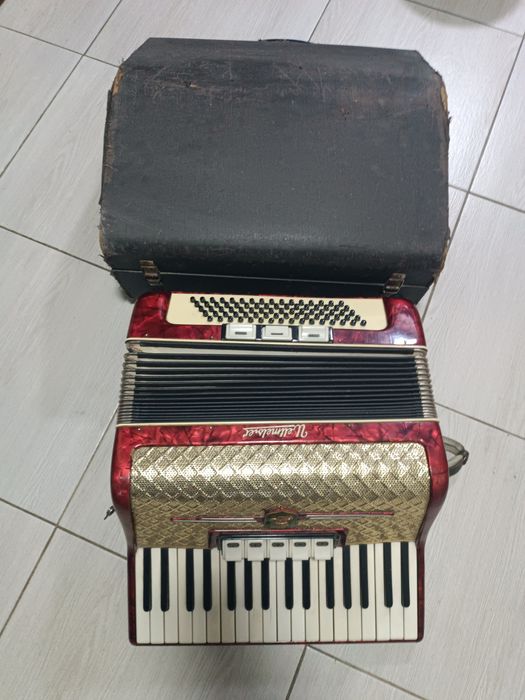 Аккордеон weltmaister немецкого производства
