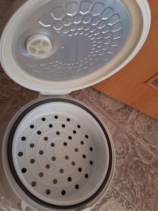 Новая мультиварка Elenberg MPR 5004