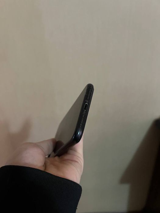 iphone xr ochil magan