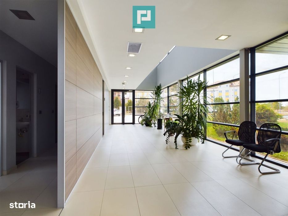 Spațiu comercial modern cu parcare proprie - Vedere 3
